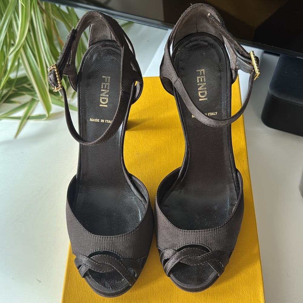 Vintage Y2K FENDI Chocolate Brown Satin Heels | Size 36.5 (US 6.5)